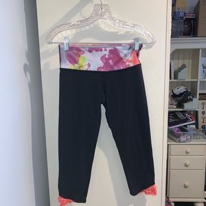 Lulu lemon capris Unicorn tears ruffle leggings